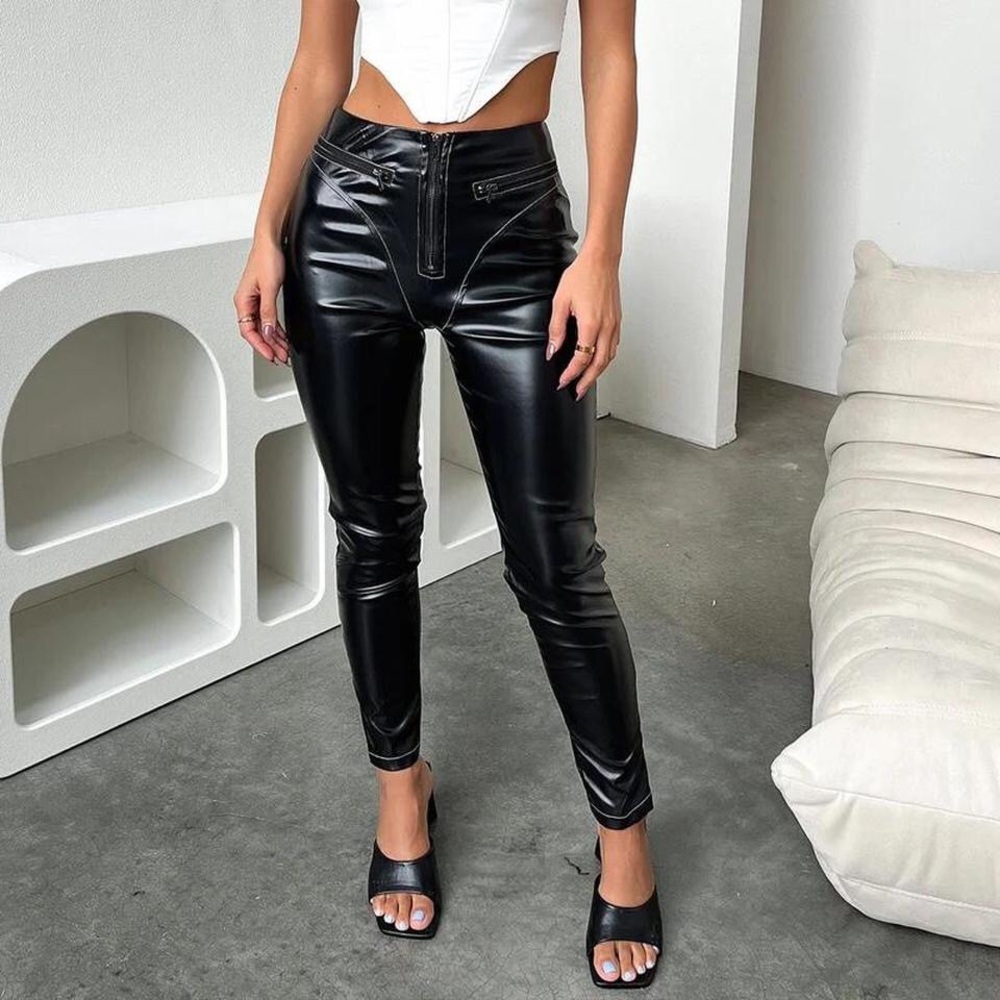💕SOLD💕That’s So Fetch Montello Faux Leather Pants